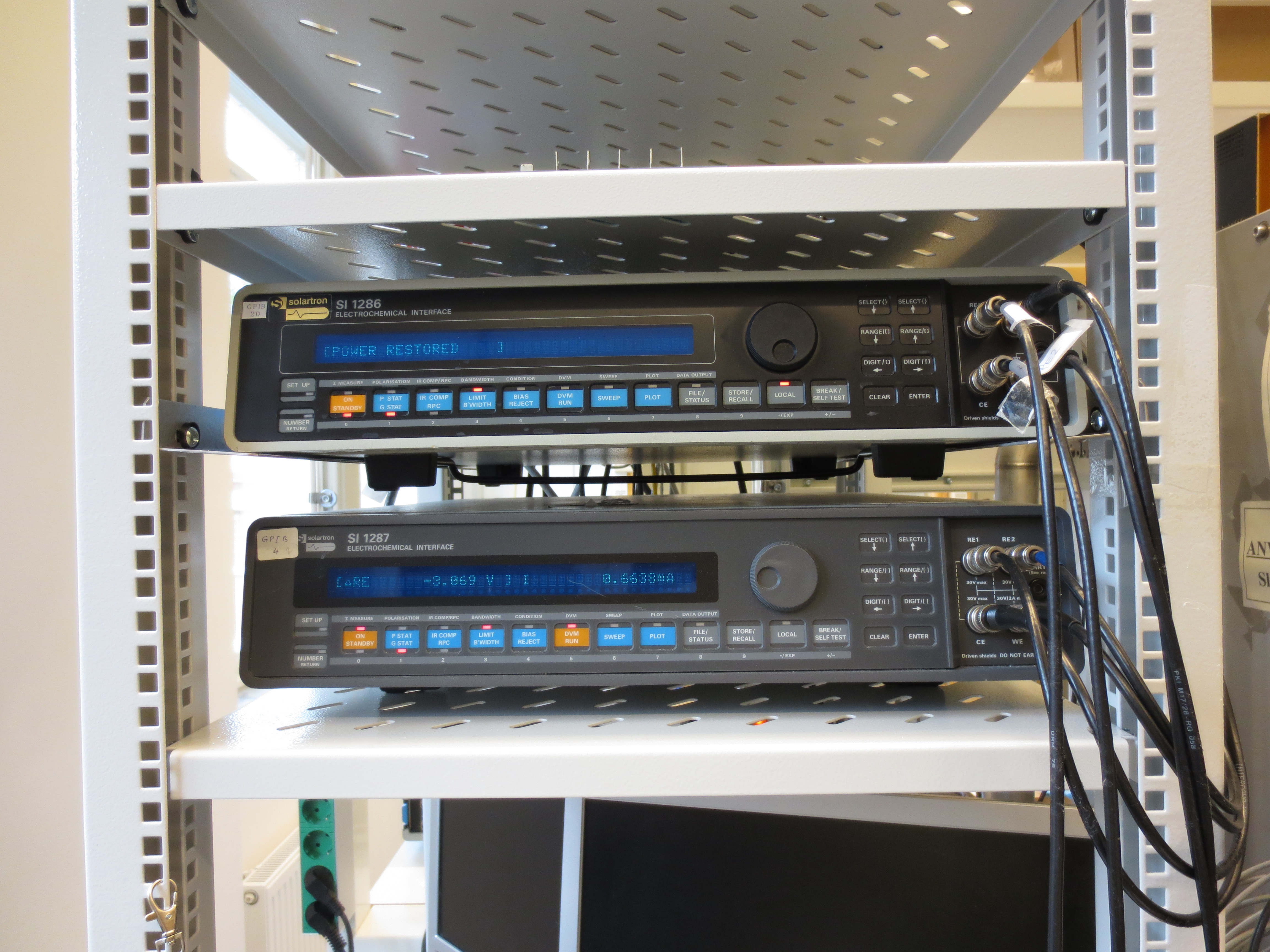 Picture of Potentiostat/Interface